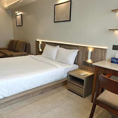 Alite Enclaves Fully Furnished Apartments Thrissur Exterior photo